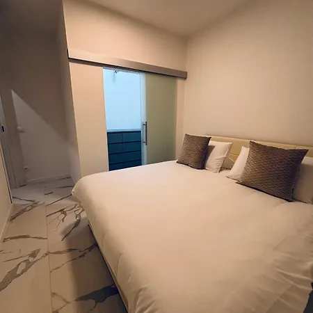 Laguna Dream, Apartment